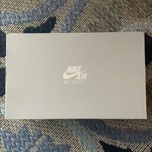 Nike Air Force 1 07’